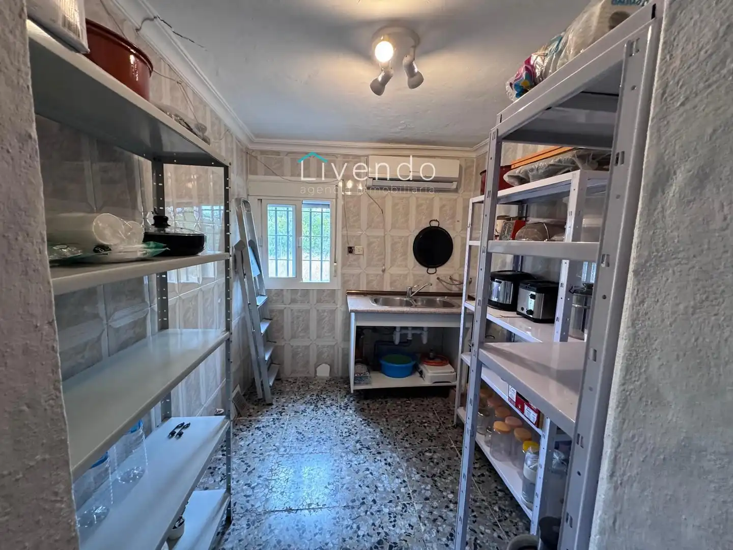 Cuina de Casa o xalet en venda en Chiclana de la Frontera amb Aire condicionat i Traster