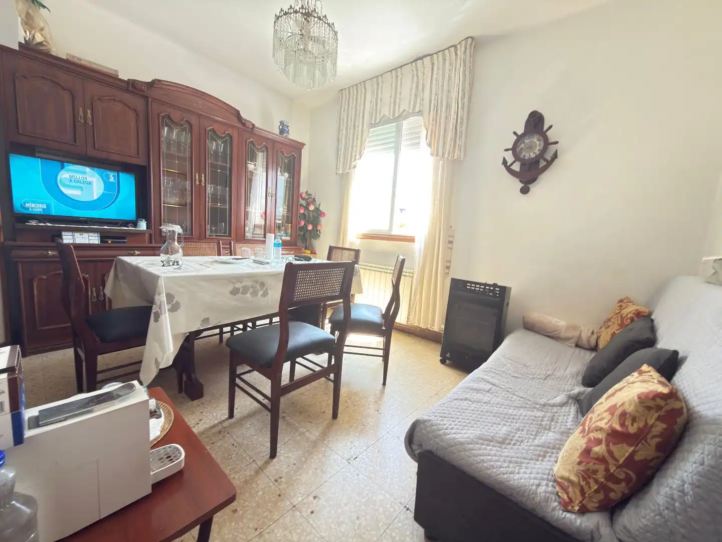Living room of Flat for sale in Redondela  with Heating, Furnished and Balcony