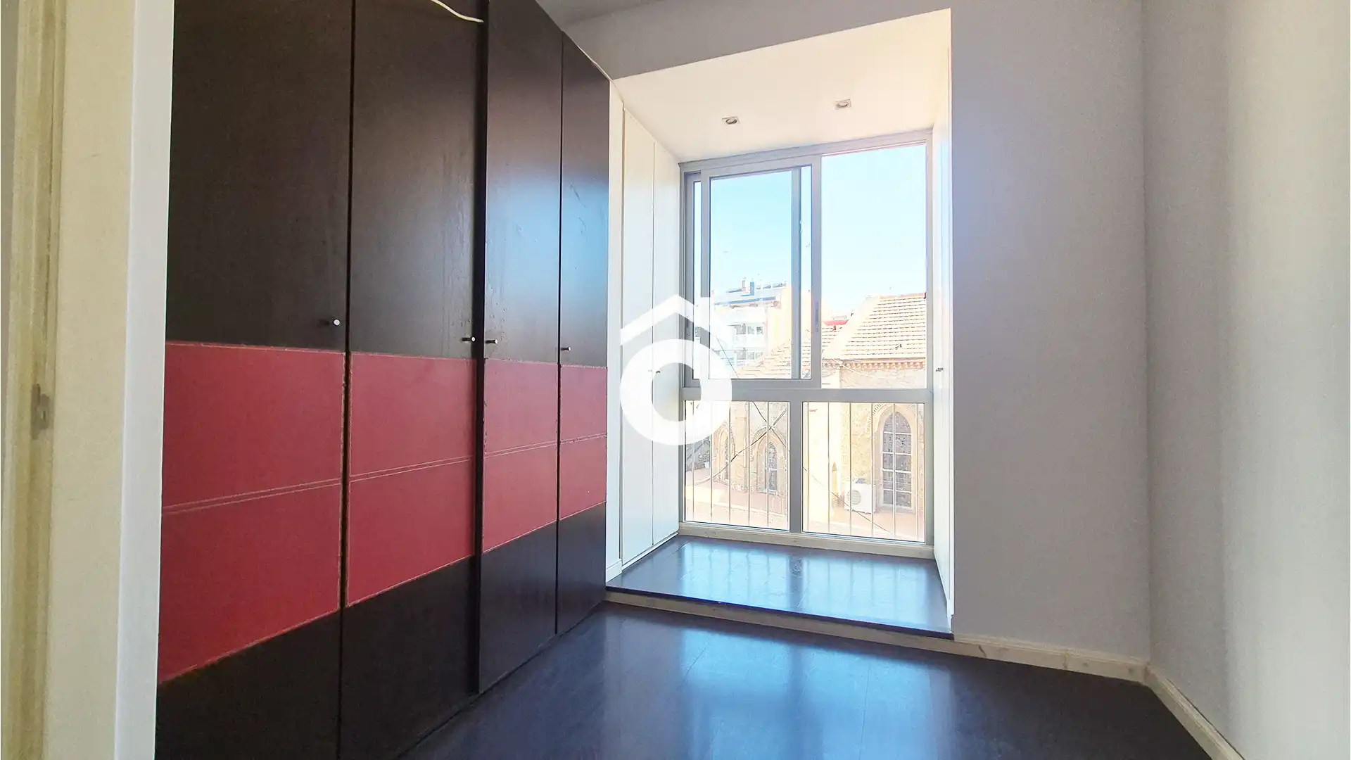 Schlafzimmer von Dachboden zum Verkauf in Barcelona