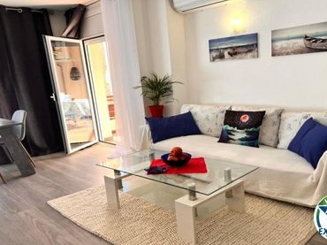 Mini appartamento con balcone in vendita a Carrer PORT BANYULS 32