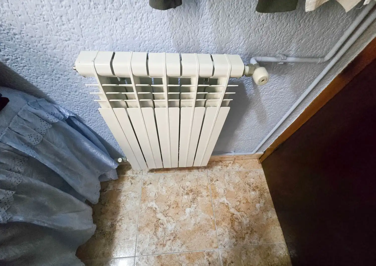 Vista exterior de Casa adosada en venta en Ripollet con Calefacción, Trastero y Horno