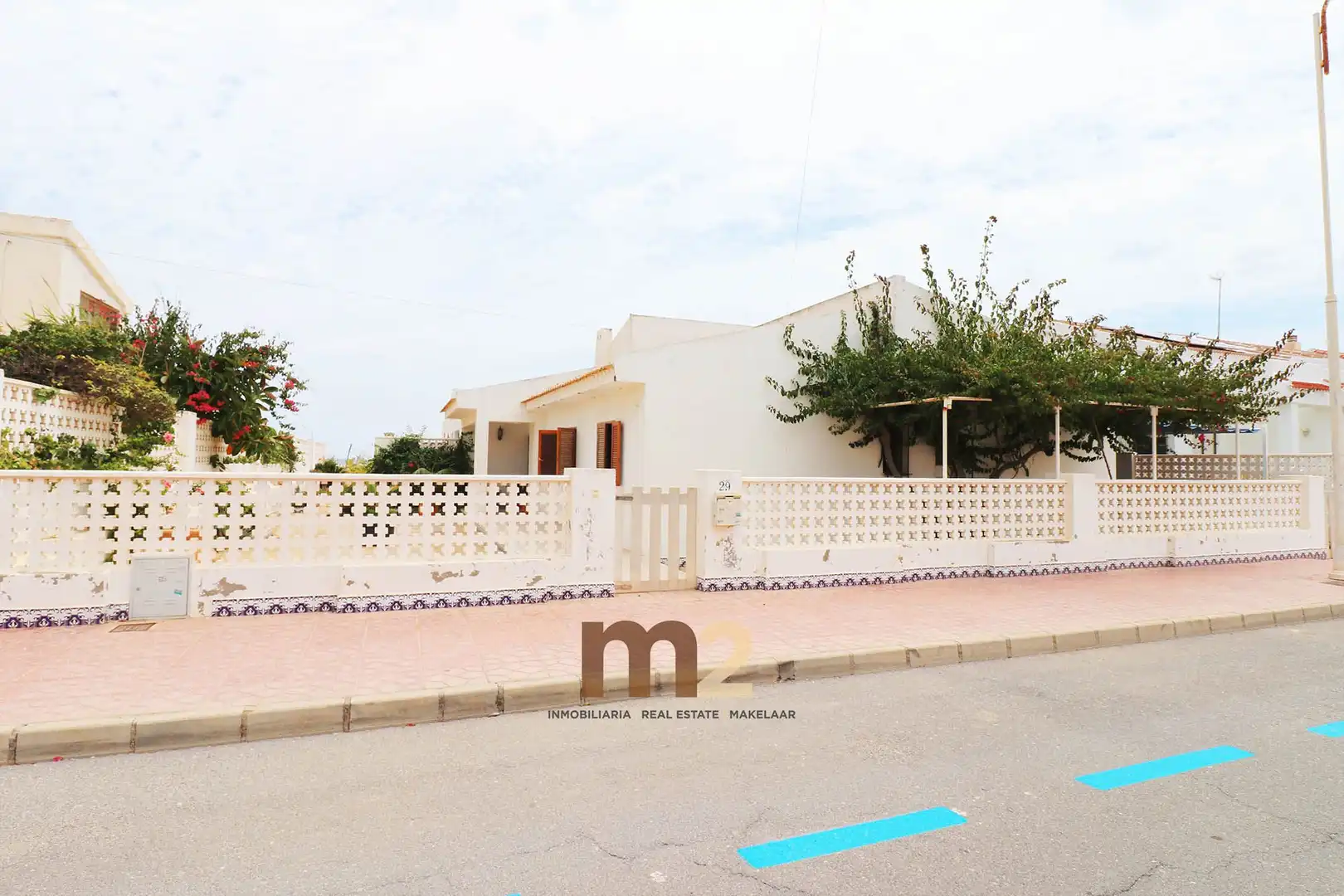 Chalet con jardín en venta en Avenida de la Libertad, imagen 3