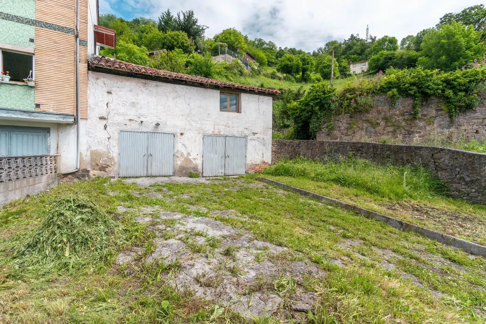 Vista exterior de Garaje en venta en Aller