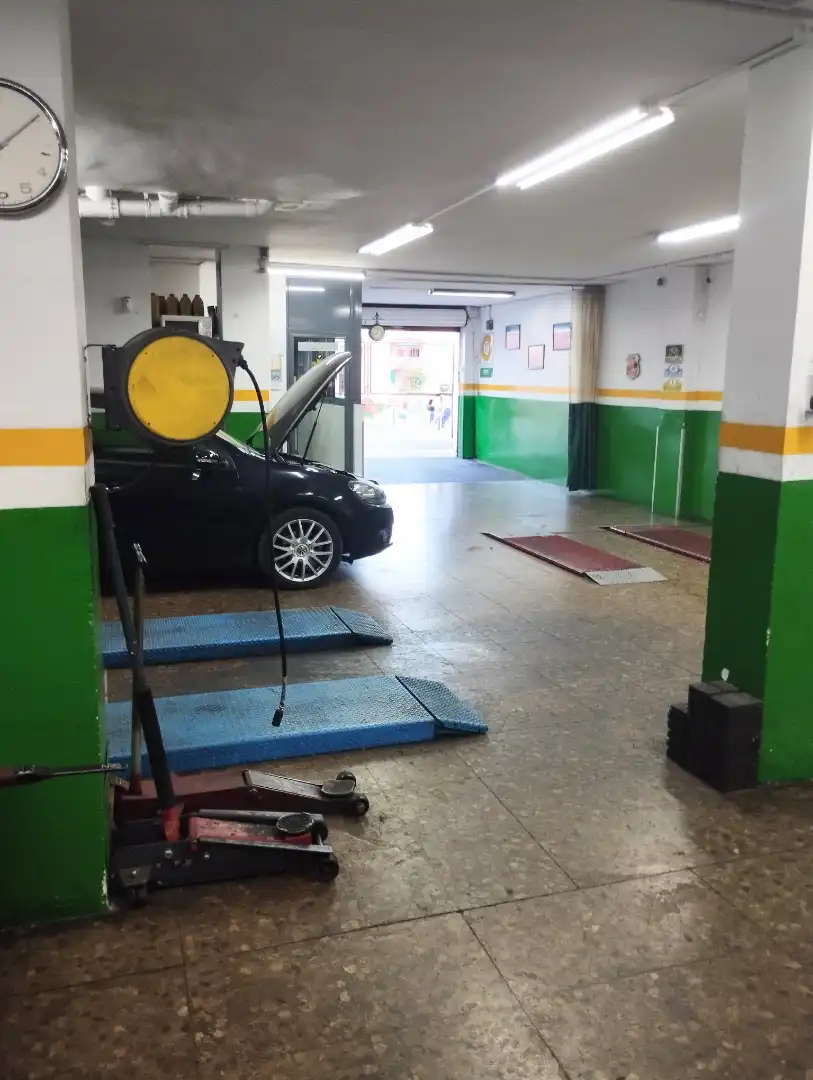 Local comercial en traspaso en Sant Andreu de la Barca, imagen 2