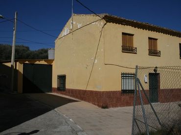 Adossat en venda a Puente Genil