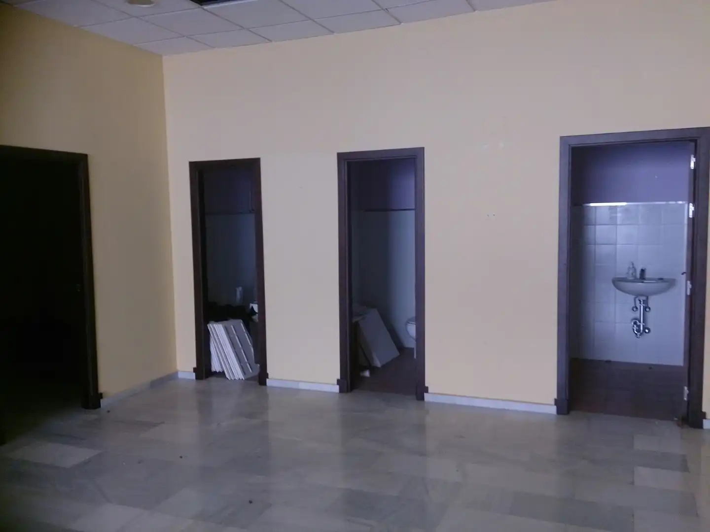 Local comercial de lloguer a Carretera de Fuente Amarga 123