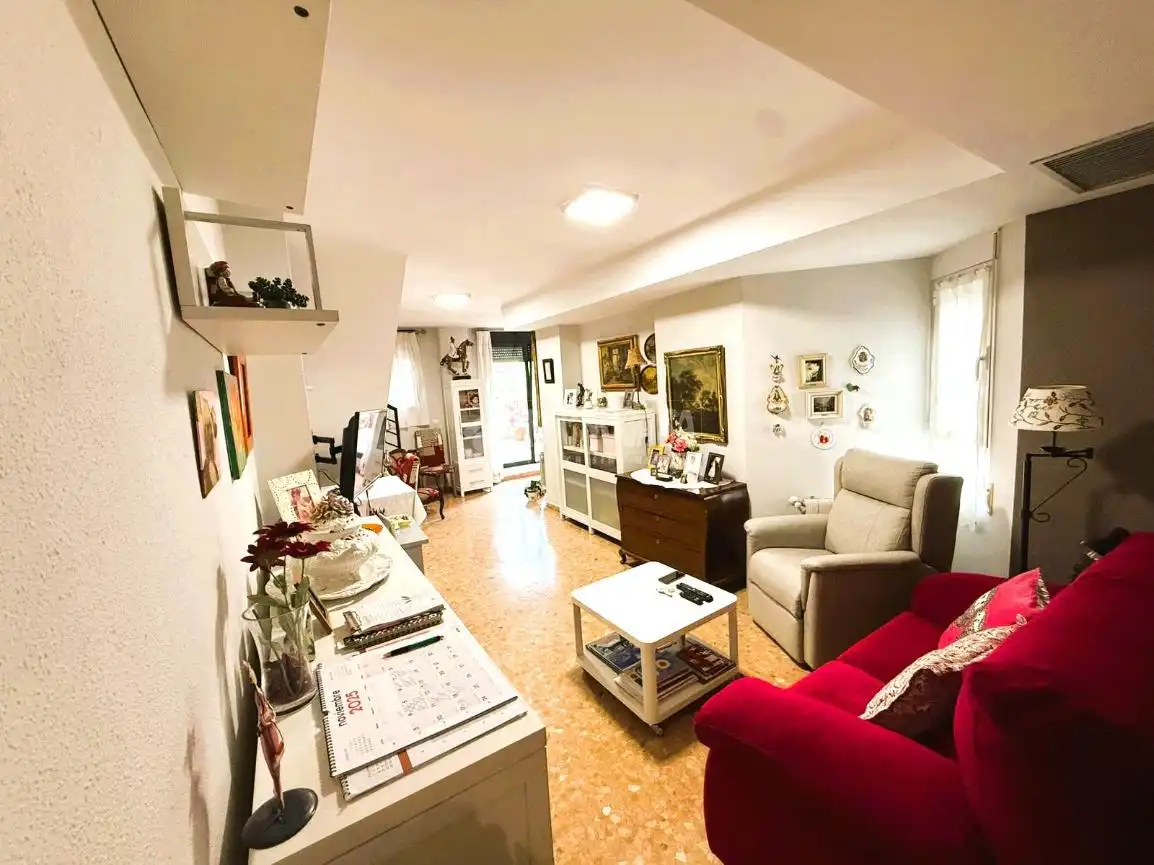 Piso en venta en Valencia con Aire acondicionado, Calefacción y Terraza
