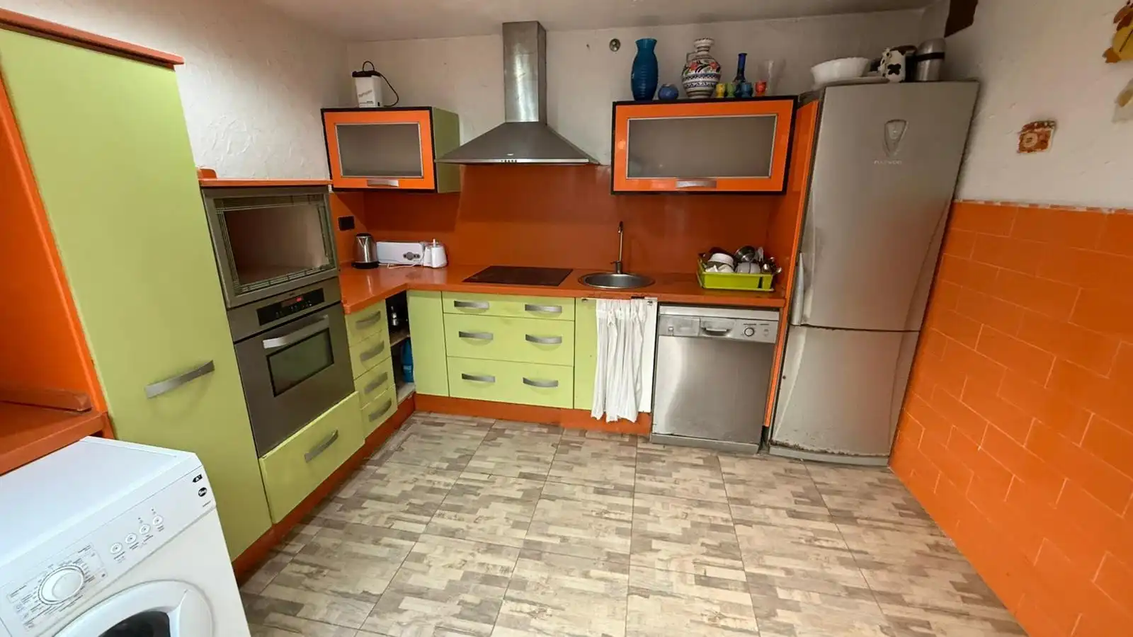Cocina de Casa adosada en venta en Chiclana de la Frontera con Aire acondicionado y Trastero