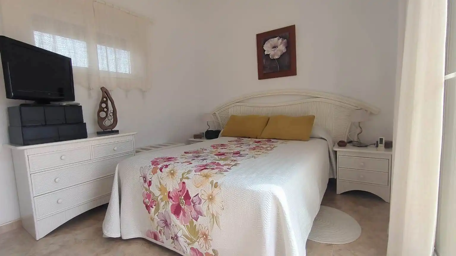 Habitación de Casa o chalet en venta en La Nucia con Aire acondicionado, Calefacción y Jardín privado