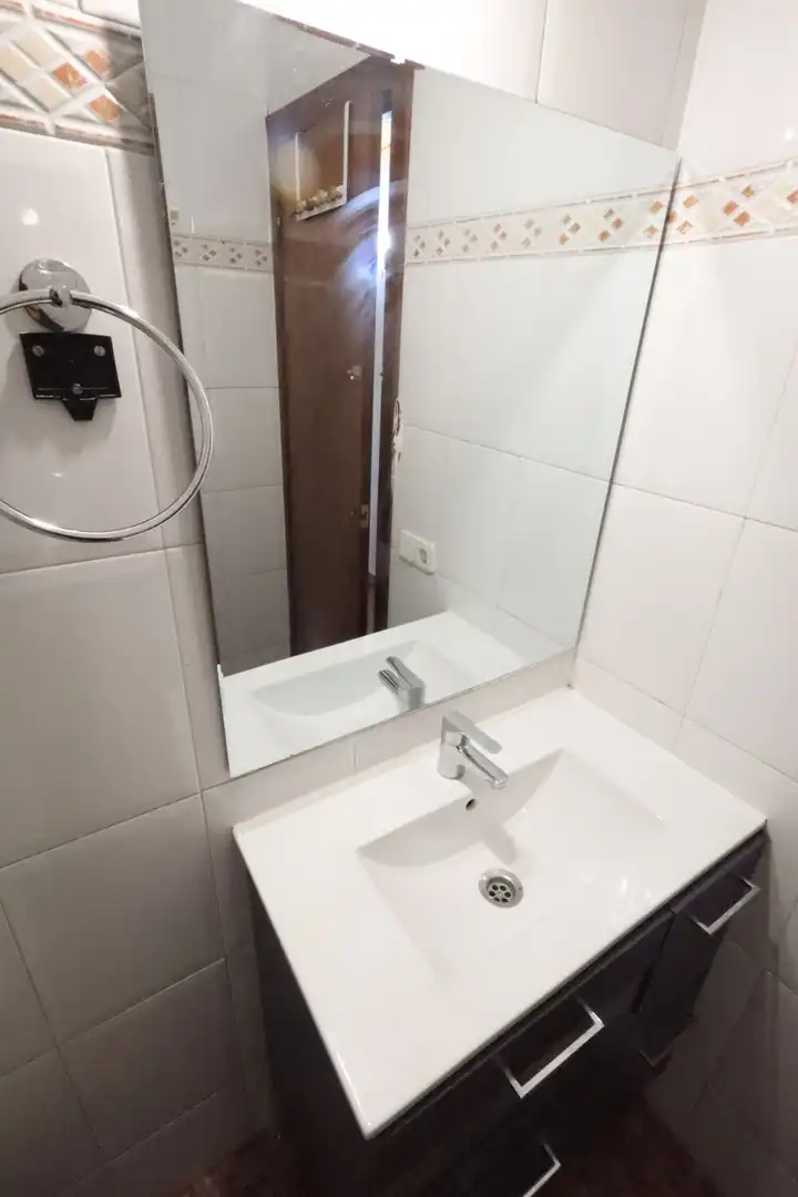 Baño de Piso en venta en Barcelona con Balcón