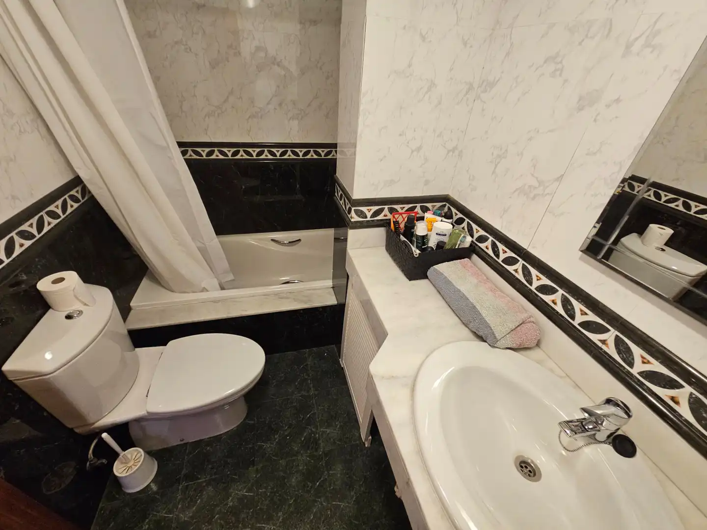 Baño de Apartamento en venta en Pájara con Terraza, Amueblado y Piscina comunitaria