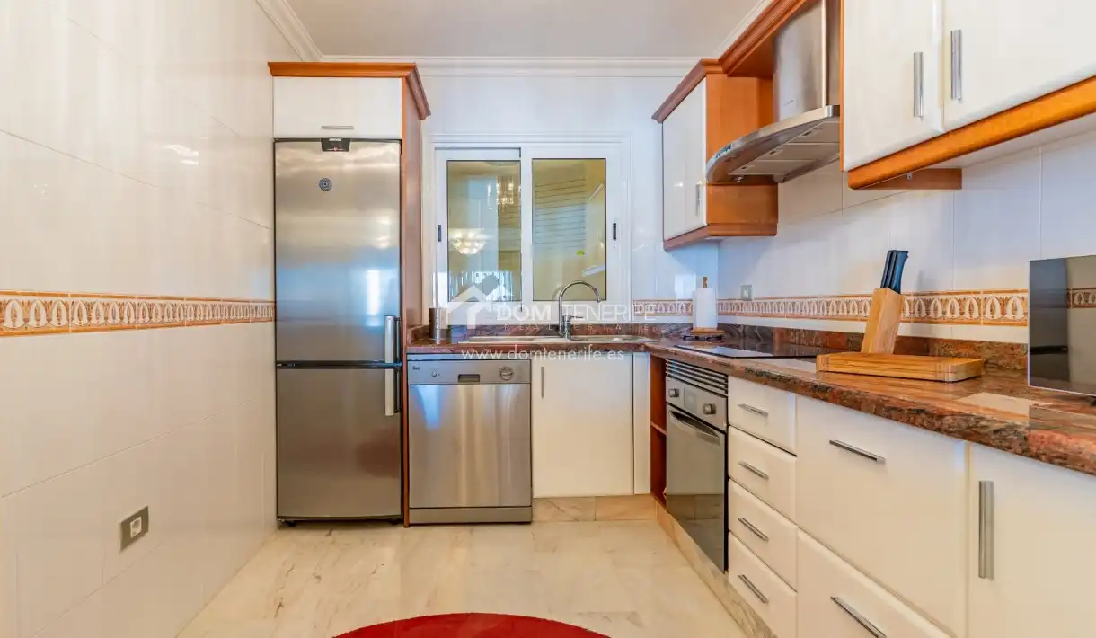 Cocina de Piso de alquiler en Santiago del Teide con Terraza, Trastero y Piscina