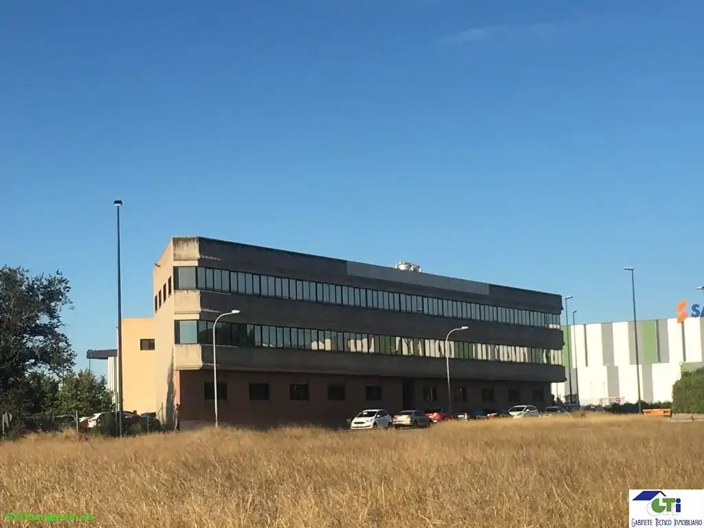 Exterior view of Office for rent in Zaragoza