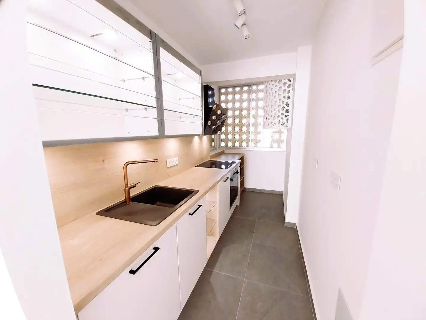 Apartamento con terraza en venta en Calle ALHAMAR, imagen 9