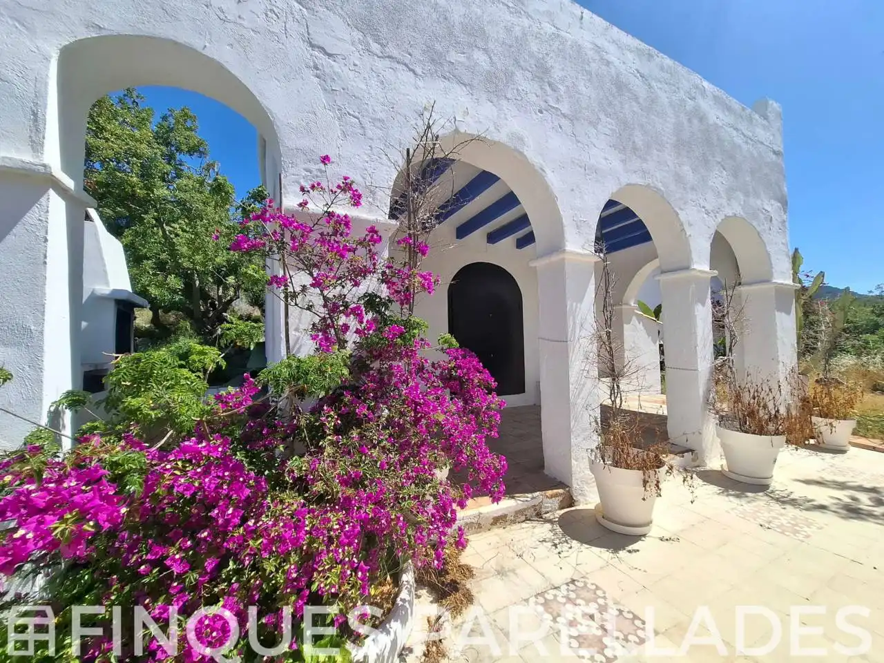 Vista exterior de Casa o chalet en venta en Sitges con Jardín privado y Terraza
