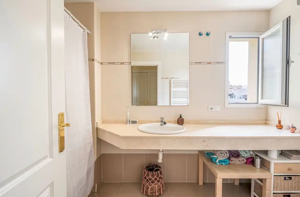 Appartamento con terrazza in vendita a La Duquesa, imagen 8