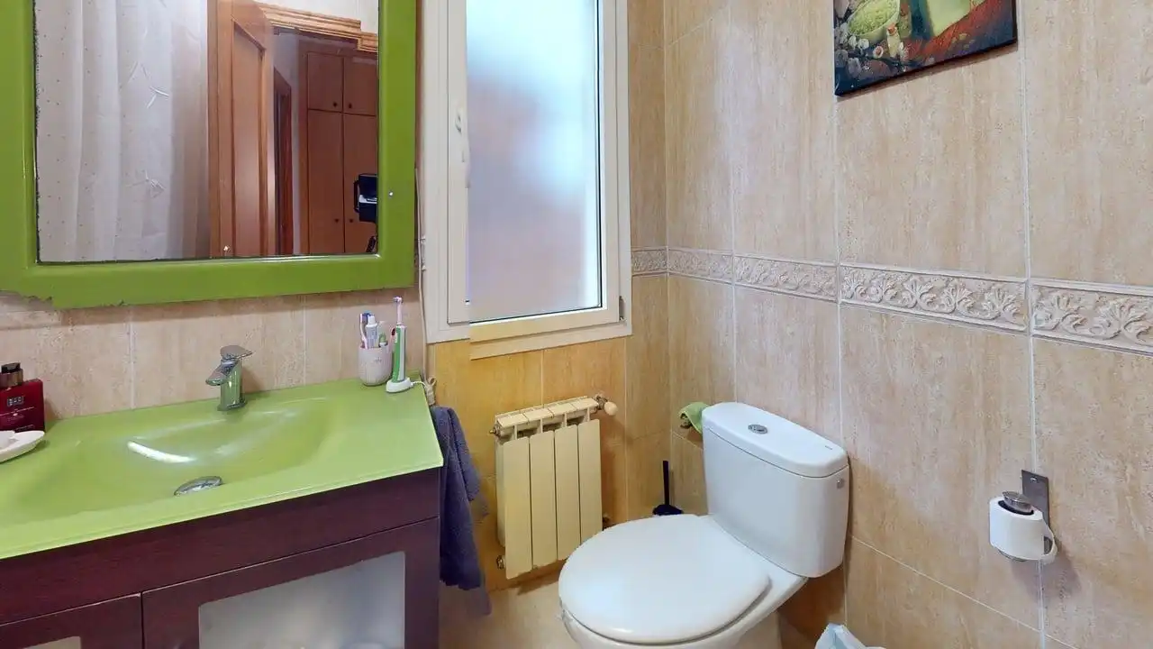 Bathroom of Detached homes for sale in Pioz  with Private garden