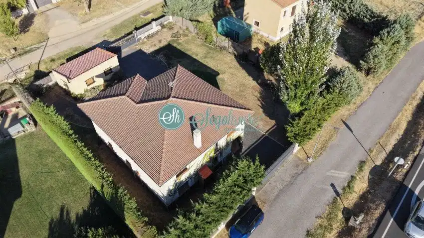 Villa zum Verkauf in Santa María la Real de Nieva, imagen 4