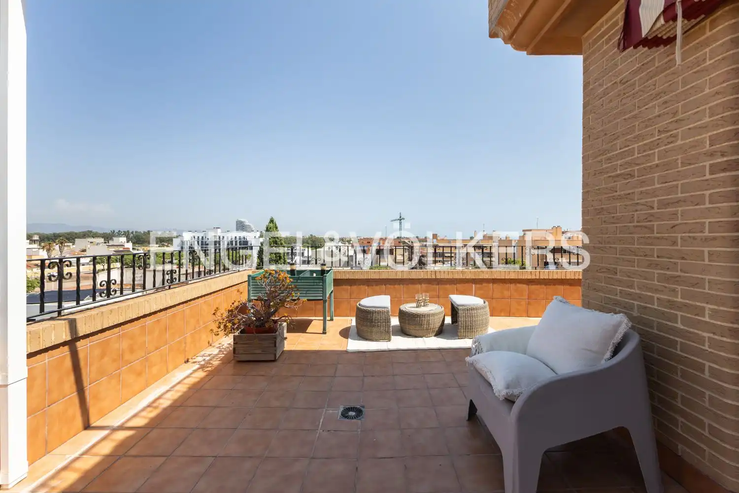 Terrace of Attic for rent in Sagunto / Sagunt  with Air Conditioner, Heating and Terrace