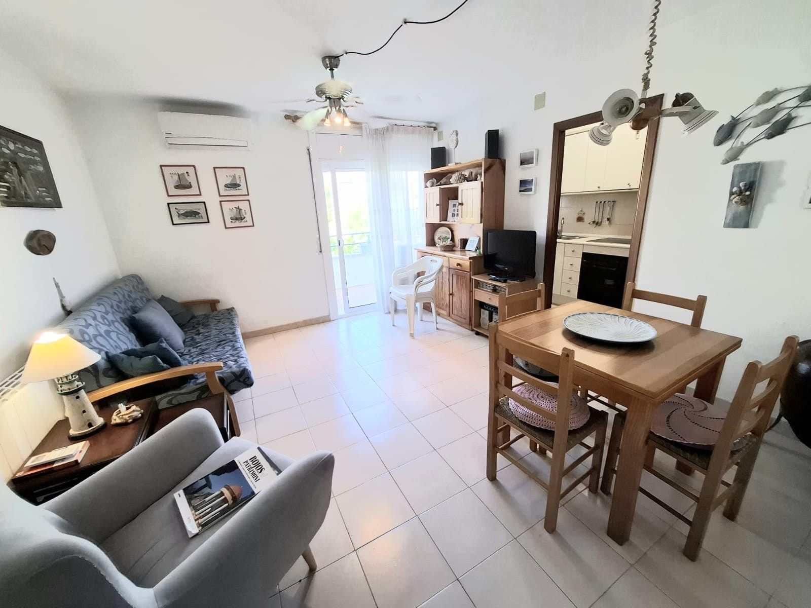 Living room of Flat for sale in Llançà  with Heating and Terrace