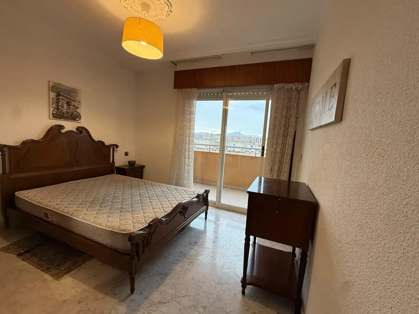 Habitación de Piso de alquiler en Alicante / Alacant con Aire acondicionado, Calefacción y Terraza