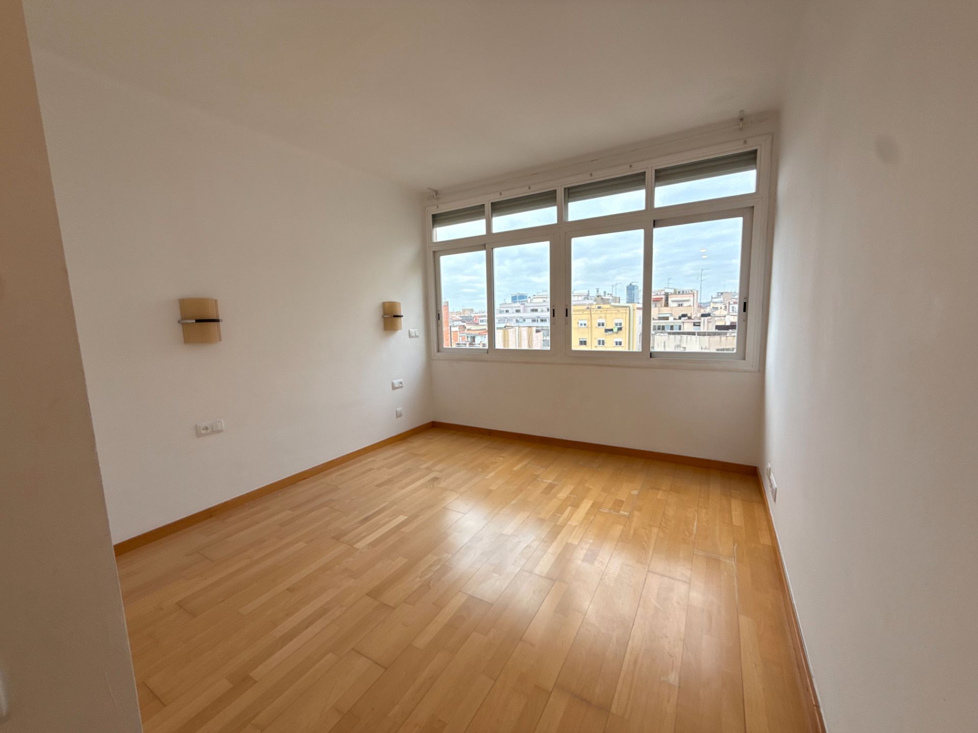 Habitación de Ático en venta en  Barcelona Capital con Terraza