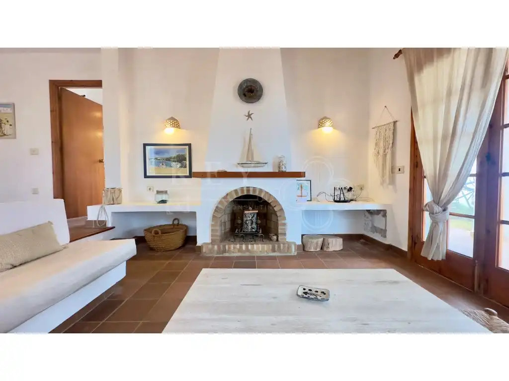 Sala de estar de Casa o chalet en venta en Ciutadella de Menorca con Piscina