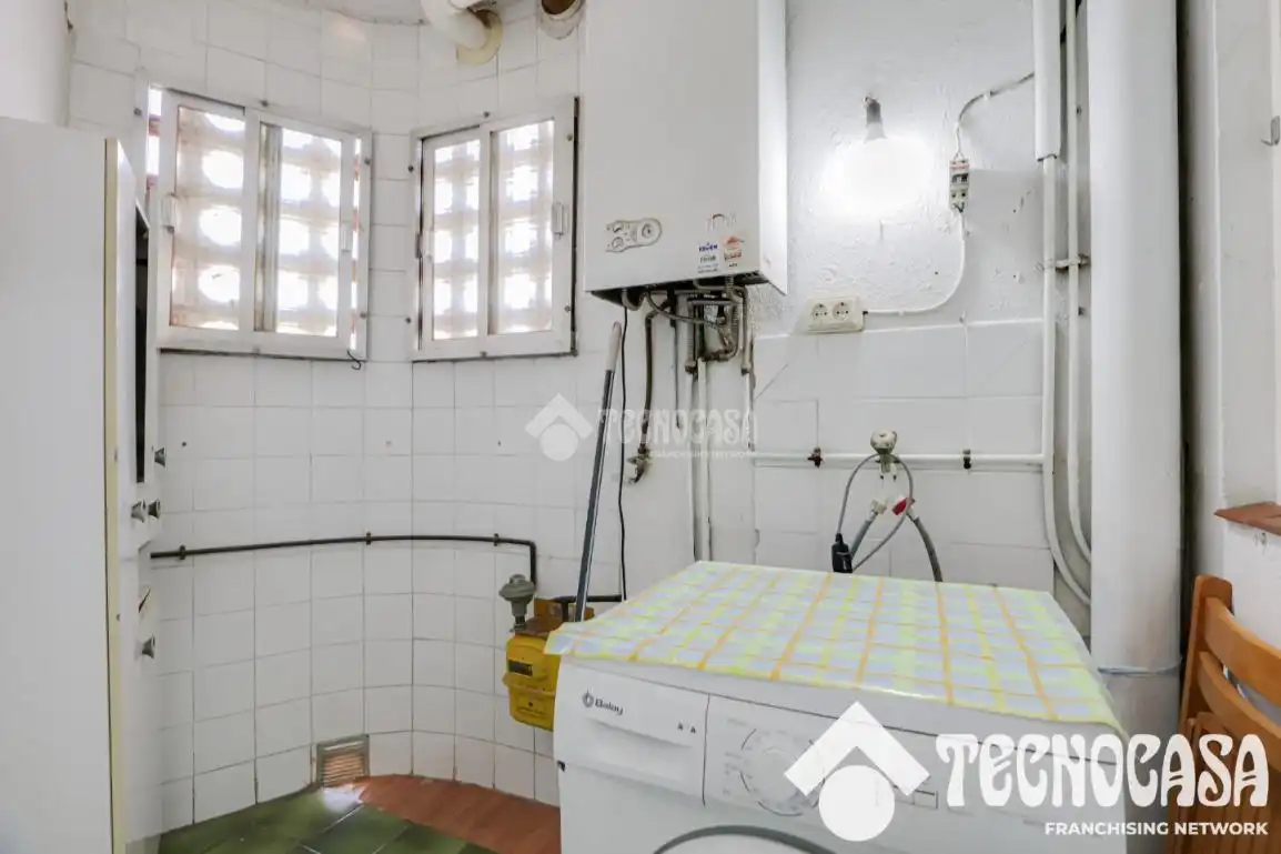 Cocina de Piso en venta en Sant Boi de Llobregat con Balcón