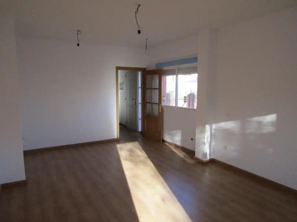 Casa adosada en venta en Belmonte de Tajo