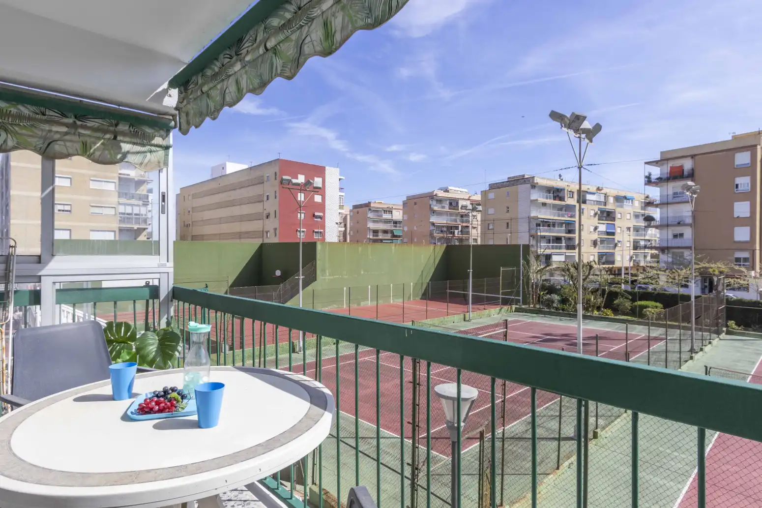 Terrassa de Pis en venda en La Pobla de Farnals amb Jardí privat, Piscina i Balcó