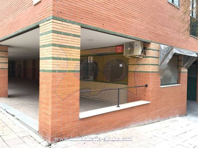 Local comercial en Venta en Tejares - Chamberí - Alcades