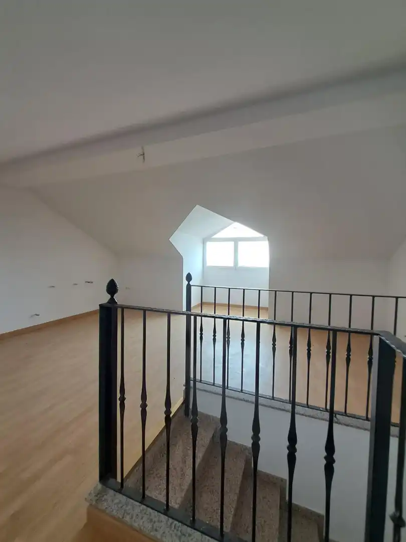 Casa adosada en venda en Casas de Juan Núñez amb Terrassa i Balcó