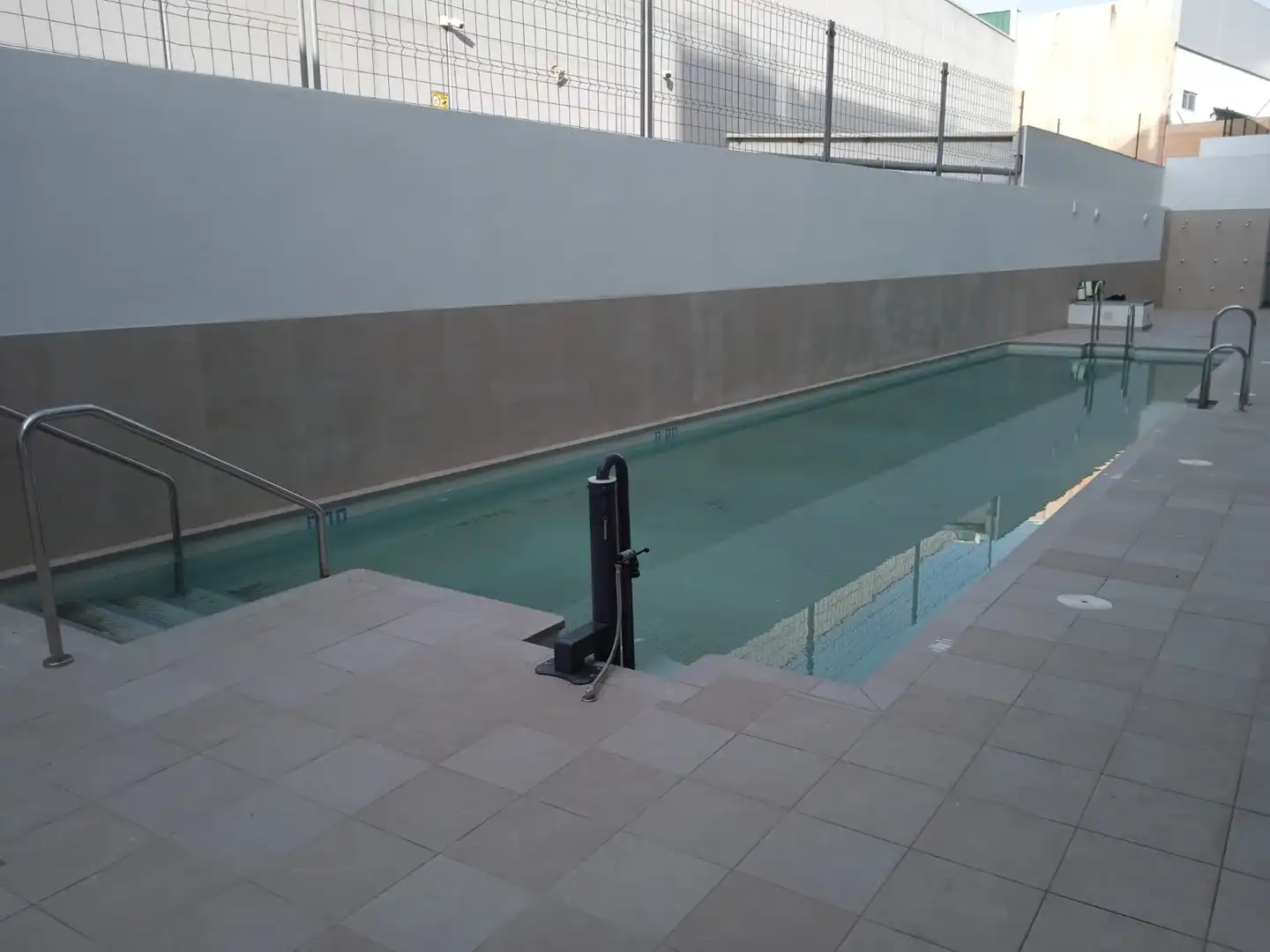Apartament amb piscina en venda a Las Lagunas, imagen 2