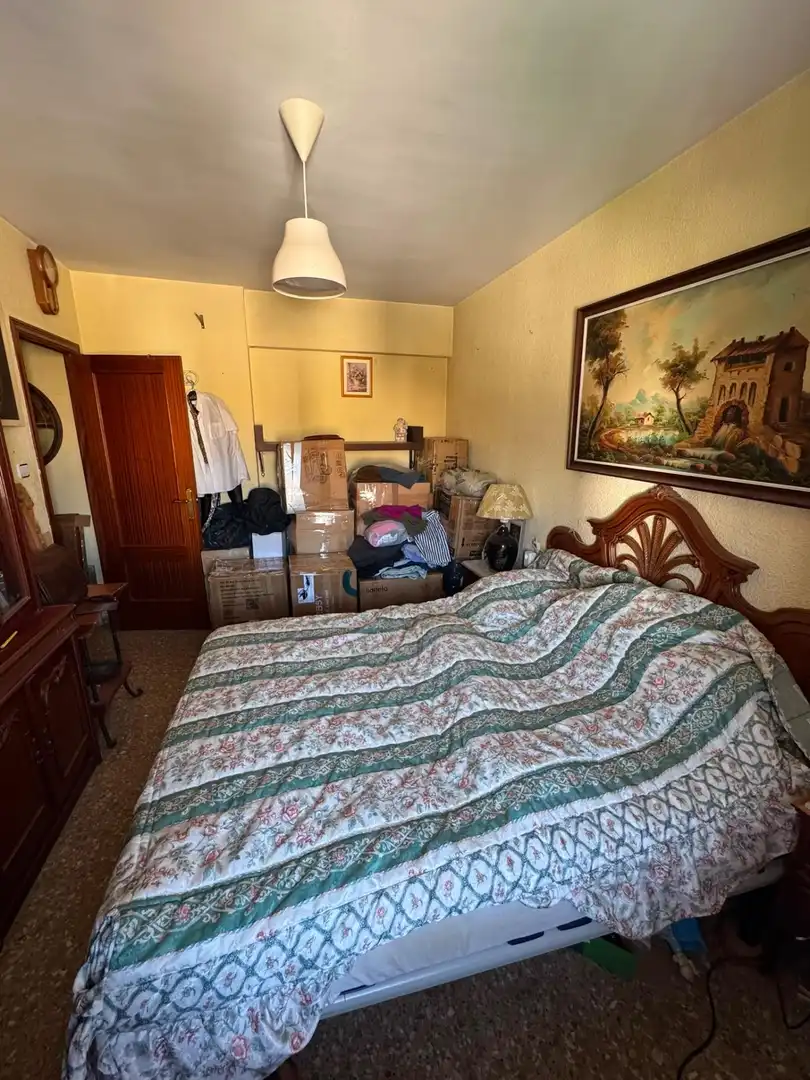 Habitación de Piso en venta en Torrent con Amueblado y Balcón