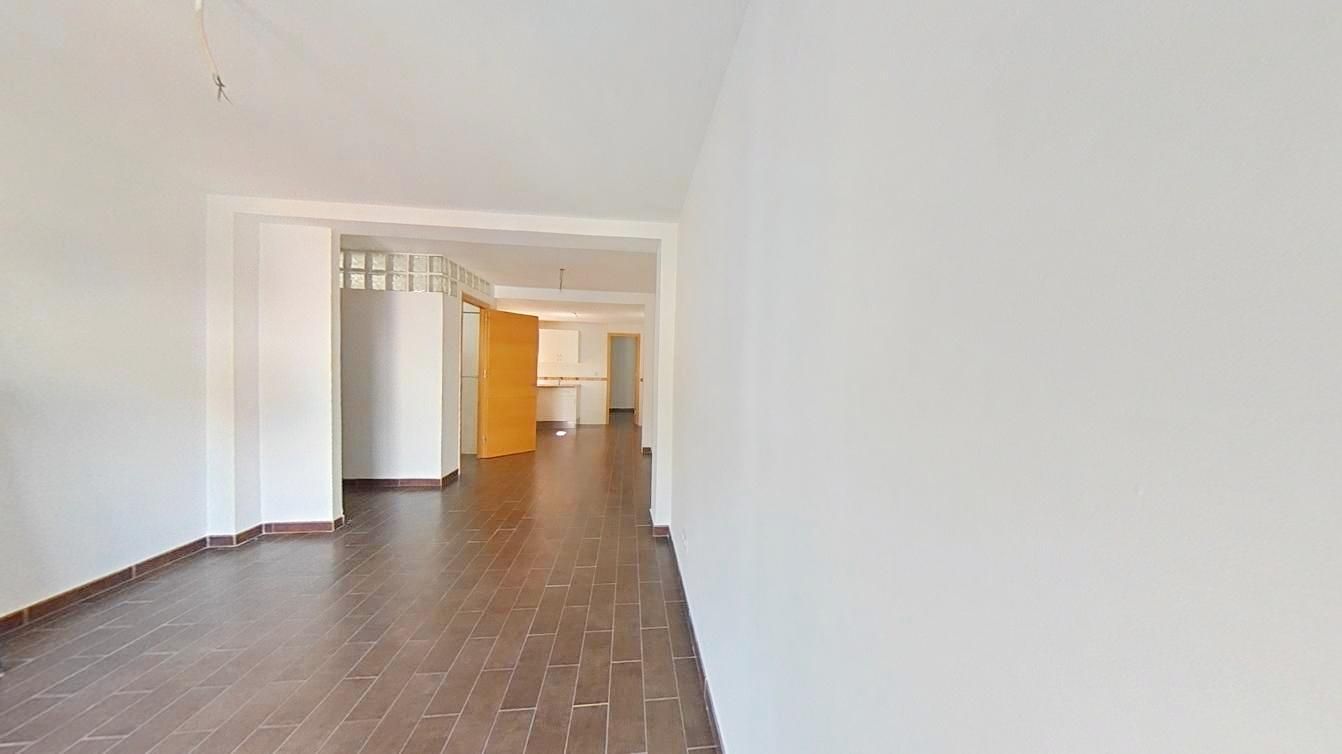 Piso en venta en  Sevilla Capital con Terraza, Trastero y Horno