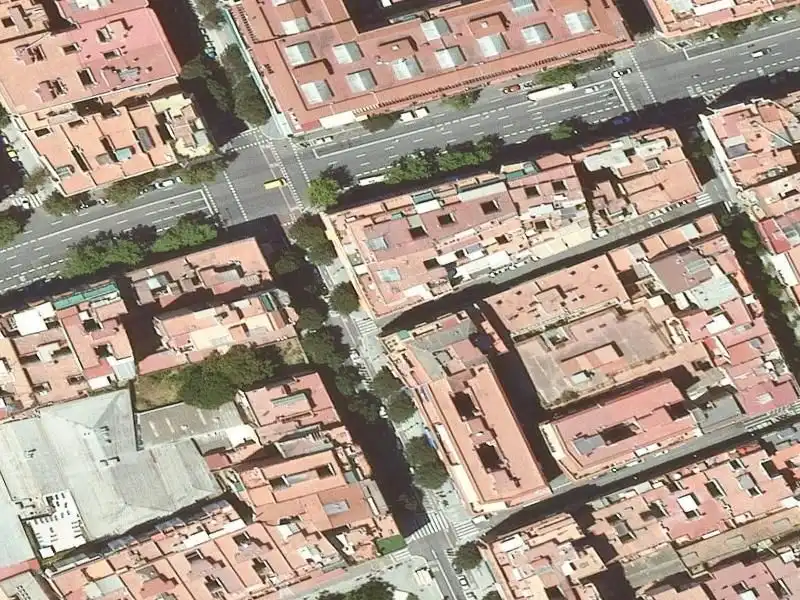 Casa rústica en venda a Barcelona