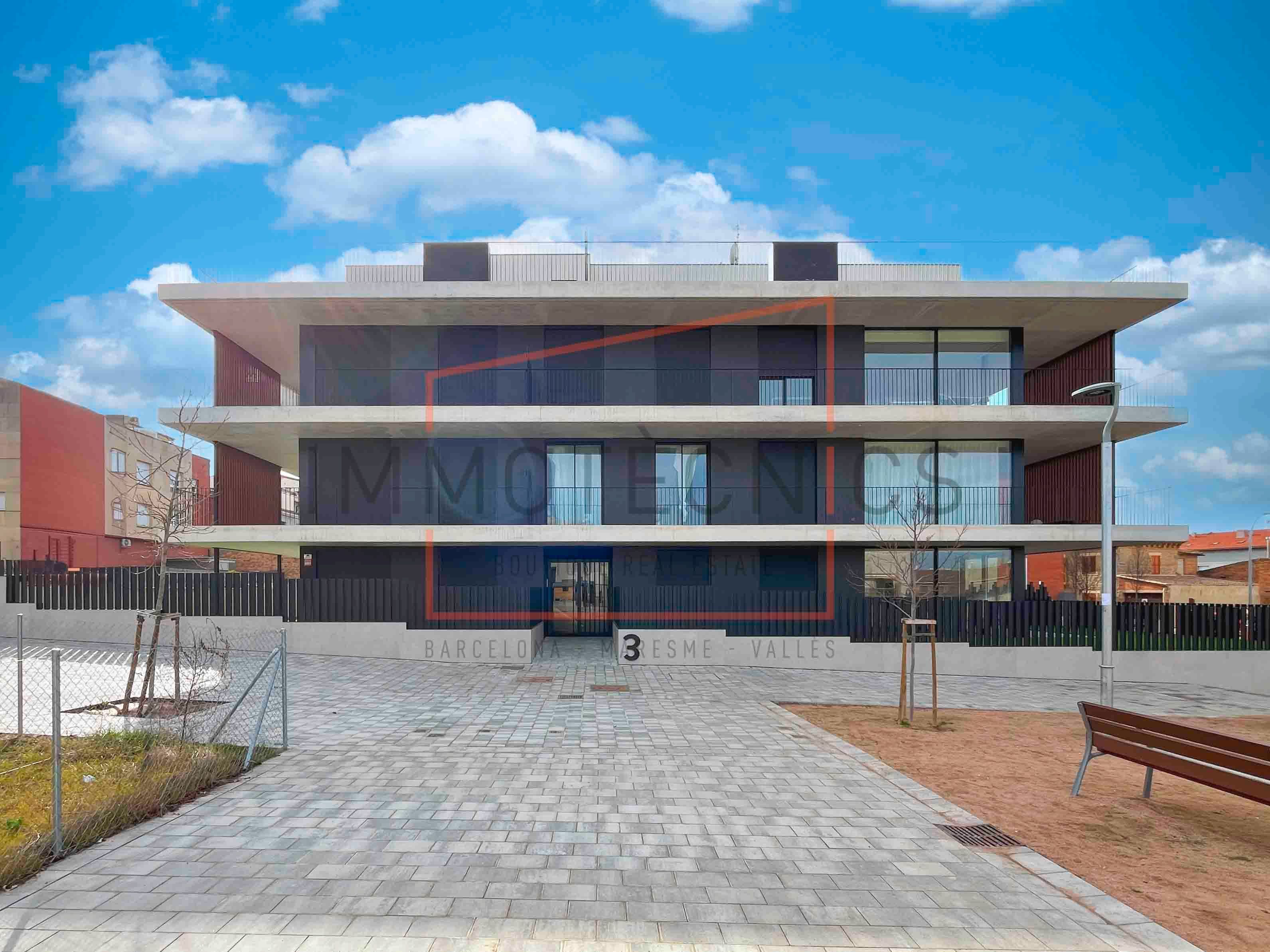 Vista exterior de Dúplex en venda en Taradell amb Calefacció i Terrassa