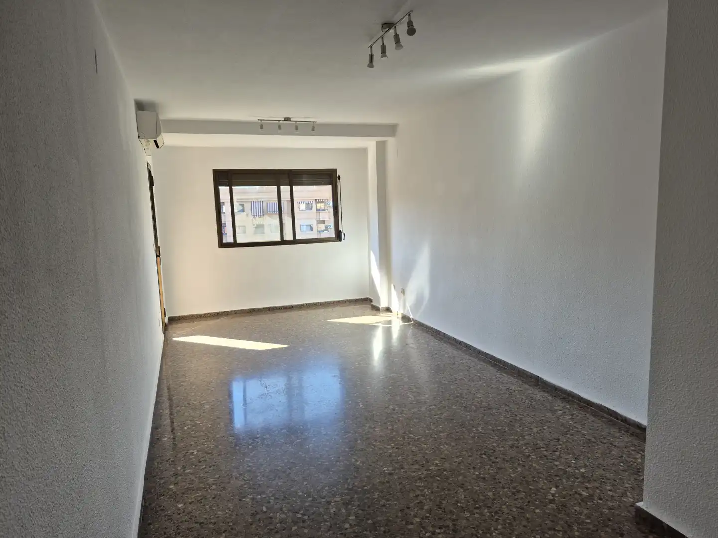 Pis amb terrassa de lloguer a Mislata - REGACHO, imagen 3