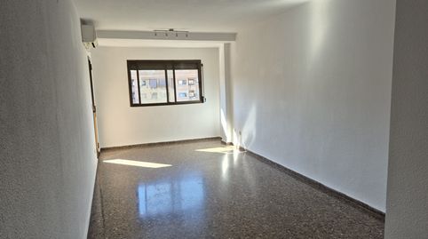 Foto 3 de Pis de lloguer a Mislata - Regacho, La Constitución - Canaleta, Mislata
