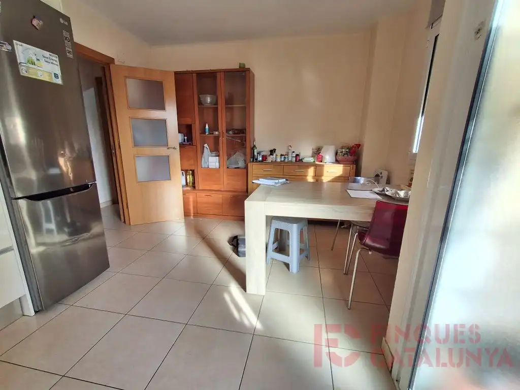 Kitchen of Flat for sale in Girona  with Furnished and Balcony