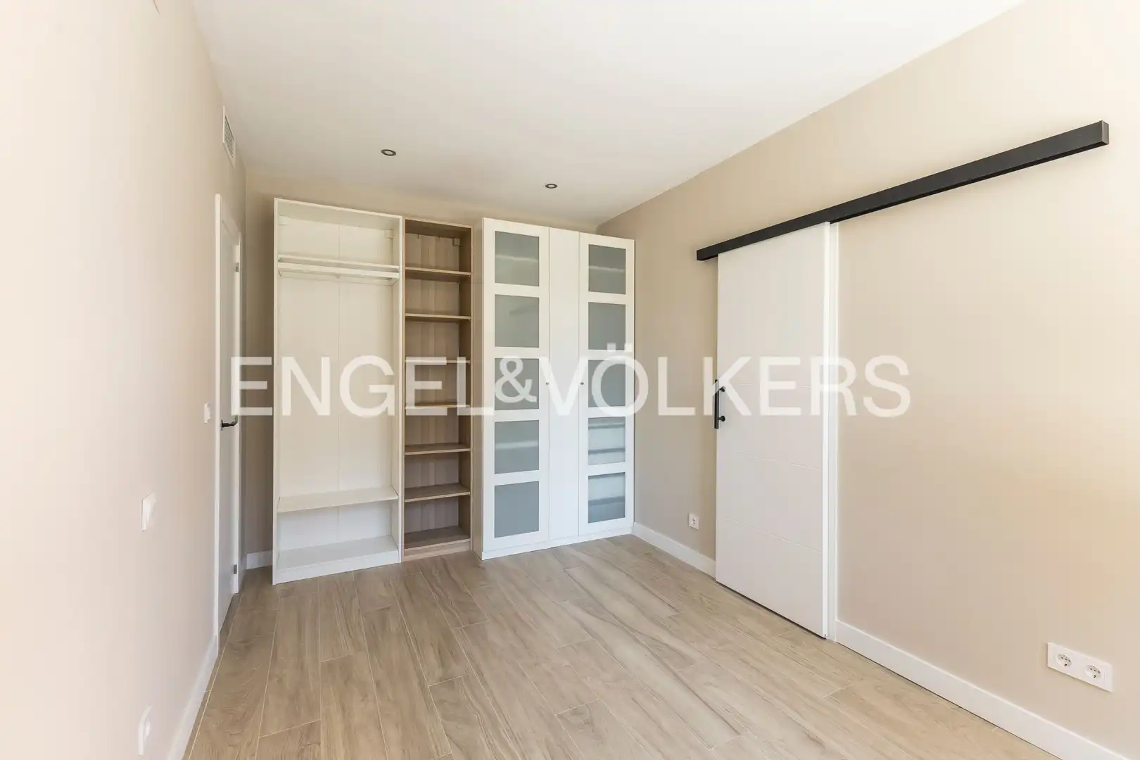Habitación de Planta baja de alquiler en Madrid con Aire acondicionado y Calefacción