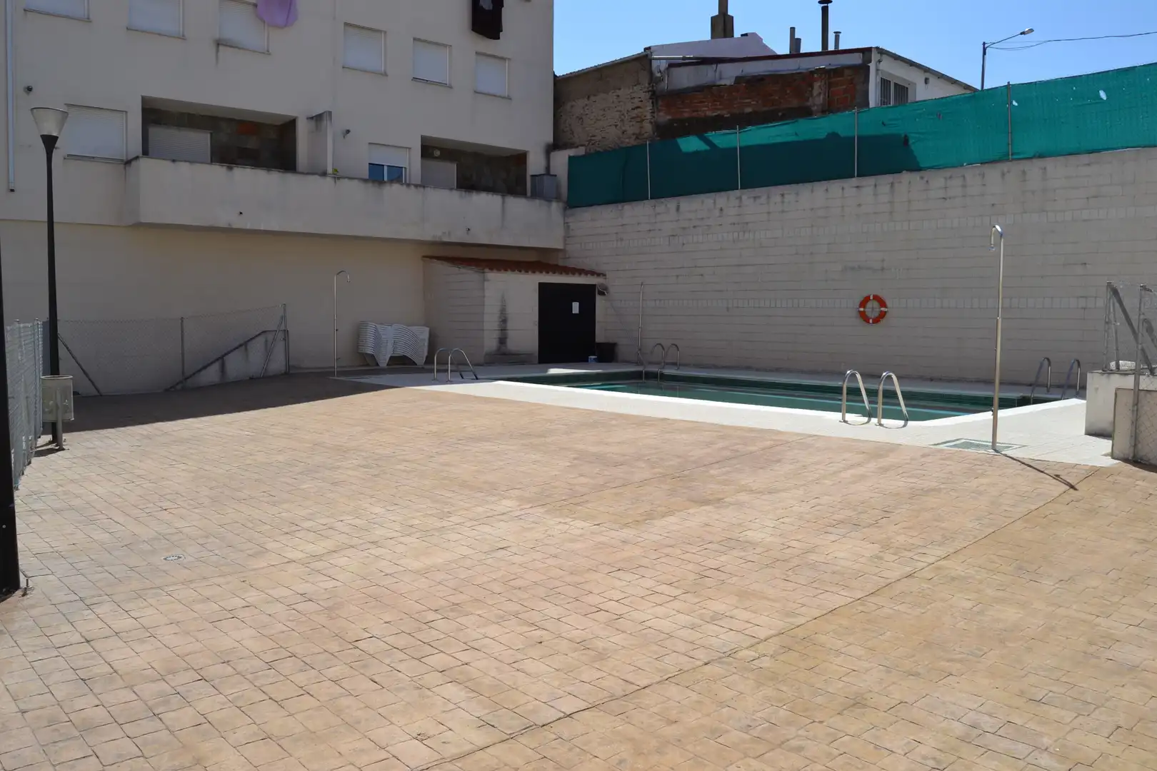 Piscina de Dúplex en venta en Malpartida de Plasencia con Aire acondicionado, Calefacción y Terraza