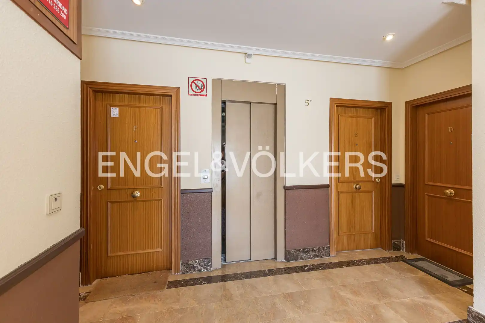Attic for rent in Madrid  with Heating and Terrace