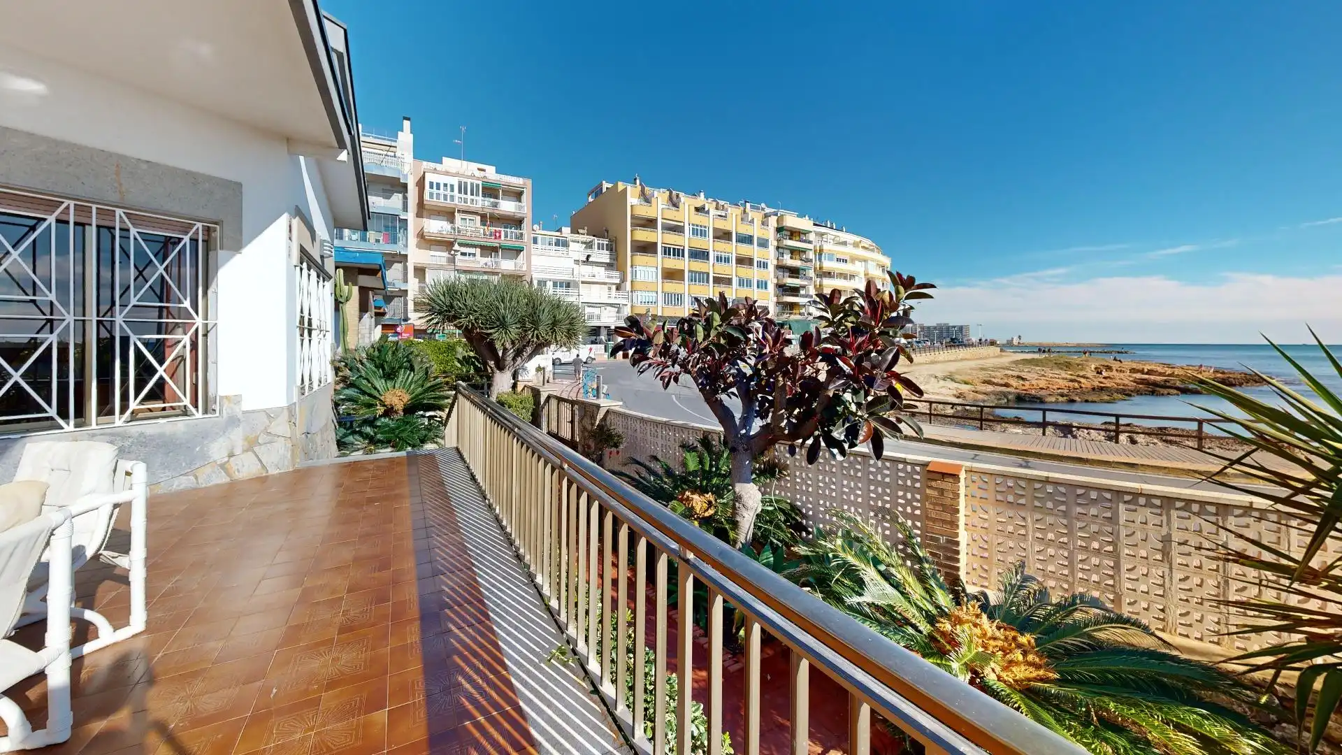 Exterior view of Houses for rent in Torrevieja  with Air Conditioner, Private garden and Terrace