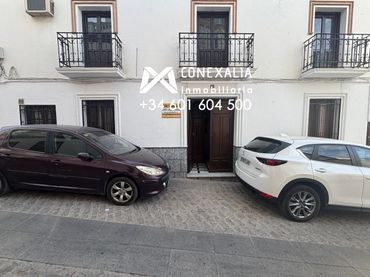 Casa amb balcó en venda a Setenil de las Bodegas
