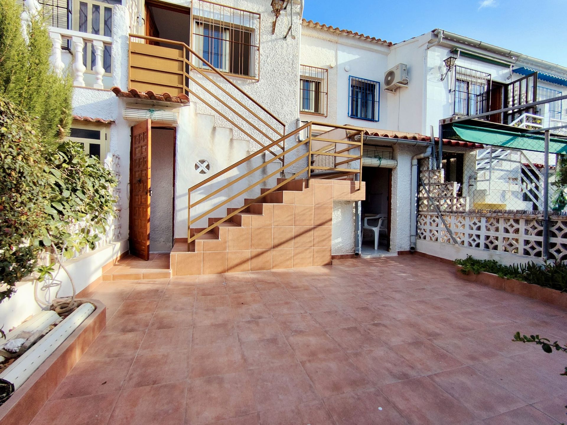 Single-family semi-detached for sale in Santa Pola  with Terrace, Storage room and Balcony