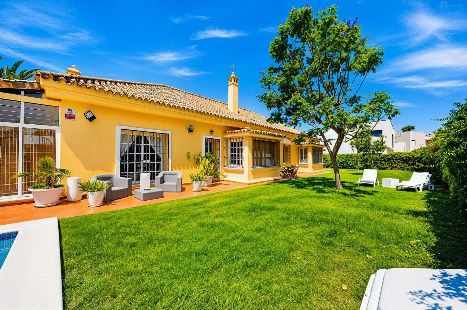 Jardí de Casa o xalet en venda en Chiclana de la Frontera amb Aire condicionat, Calefacció i Jardí privat