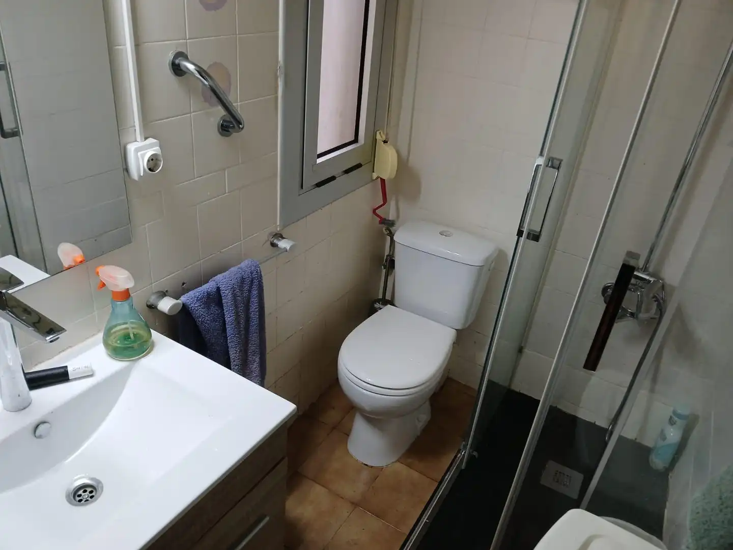 Baño de Piso en venta en Terrassa con Alarma
