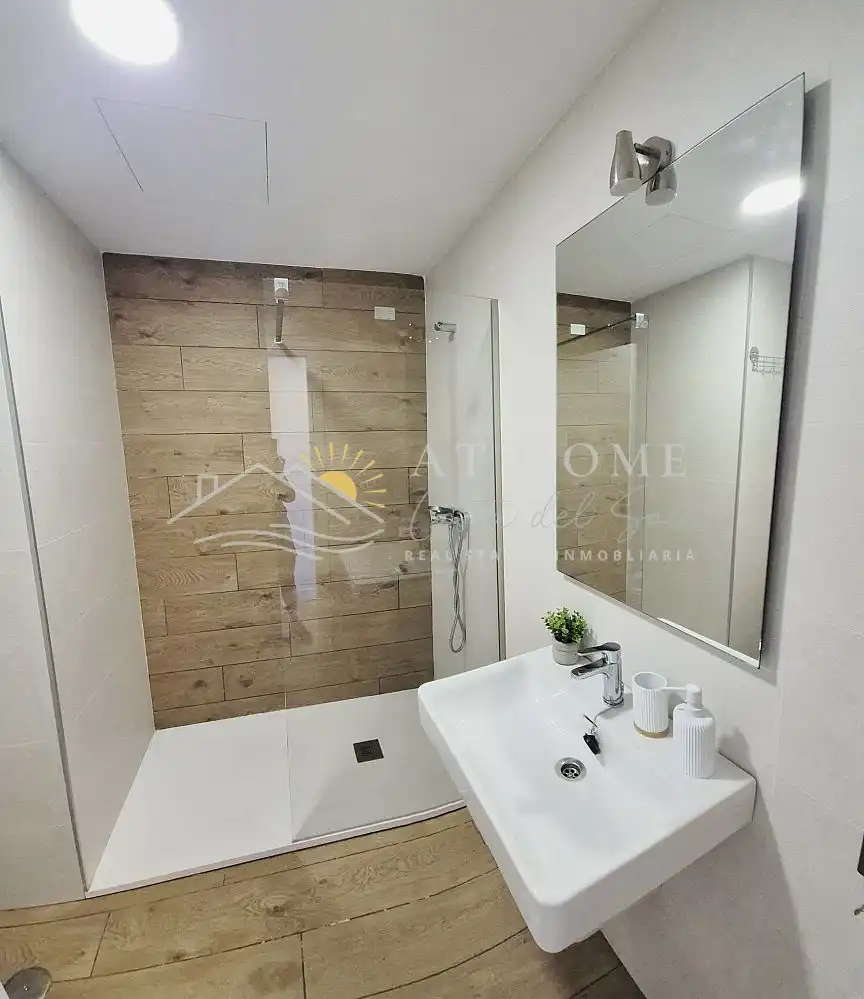 Apartament amb piscina en venda a Torrox Pueblo, imagen 6