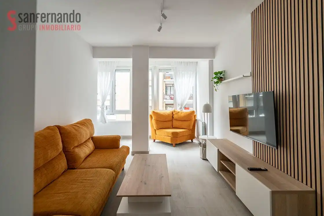Appartamento con terrazza in vendita a Calle de la Llama, imagen 5